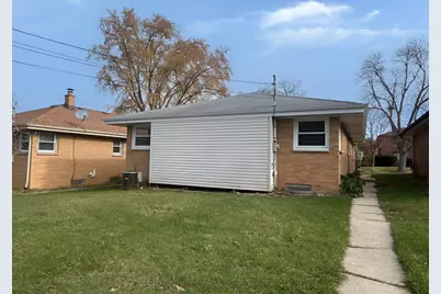 3945 N 61st St, Milwaukee, WI 53216 - Photo 5