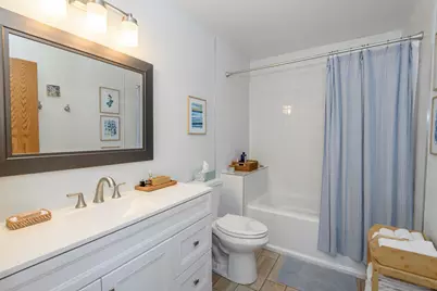 N24W24050  Brandon Oaks Dr #A, Pewaukee, WI 53072 - Photo 9