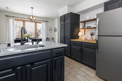 N24W24050  Brandon Oaks Dr #A, Pewaukee, WI 53072 - Photo 7