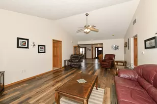 112 Eastfield Ct, Darien, WI 53114 - Photo 5