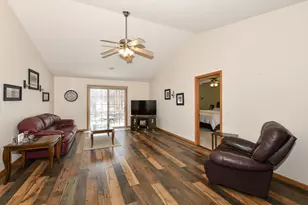 112 Eastfield Ct, Darien, WI 53114 - Photo 3