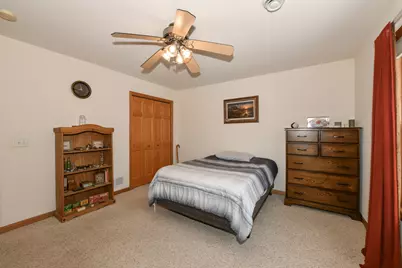 112  Eastfield Ct, Darien, WI 53114 - Photo 17