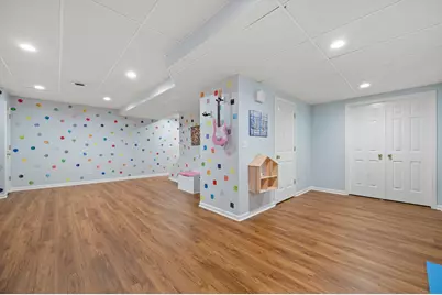 4937 W Knollwood Dr, Racine, WI 53403 - Photo 25