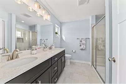 W73N1165  Augusta Ln, Cedarburg, WI 53012 - Photo 19