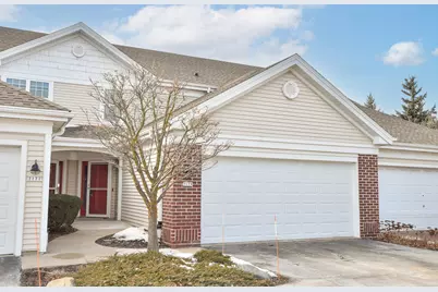 7179 W Rawson Ave, Franklin, WI 53132 - Photo 1