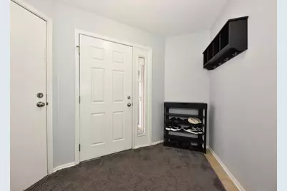 7179 W Rawson Ave, Franklin, WI 53132 - Photo 3