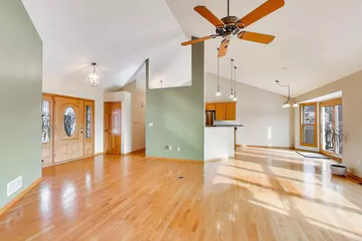 5207  34th St, Kenosha, WI 53144 - Photo 5