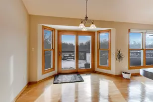 5207 34th St, Kenosha, WI 53144 - Photo 9