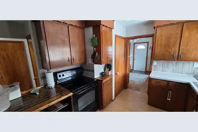 2611  Kearney Ave, Racine, WI 53403 - Photo 15