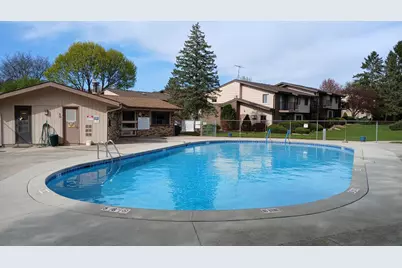 307  Cheviot Chase - #6, Waukesha, WI 53186 - Photo 25