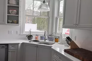 222 E Pleasant St, Oconomowoc, WI 53066 - Photo 13