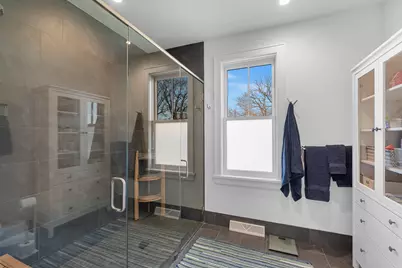 222 E Pleasant St, Oconomowoc, WI 53066 - Photo 27