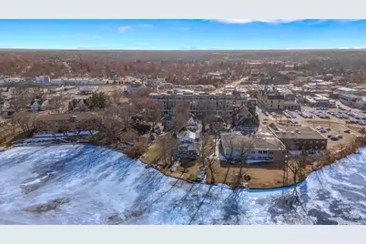 222 E Pleasant St, Oconomowoc, WI 53066 - Photo 43