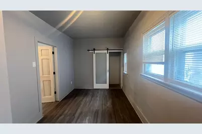 1225 W Keefe Ave, Milwaukee, WI 53206 - Photo 13