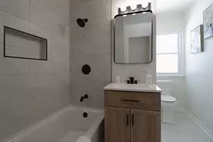 8267 N 52nd St, Brown Deer, WI 53223 - Photo 7