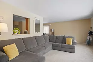 3326 Monarch Dr, Racine, WI 53406 - Photo 11