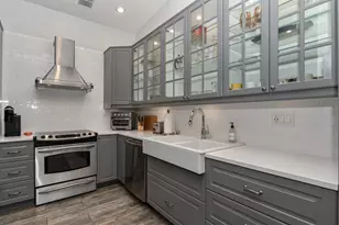 31 Abbey Villa Cir, Fontana, WI 53125 - Photo 11