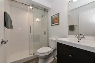 31 Abbey Villa Cir, Fontana, WI 53125 - Photo 27