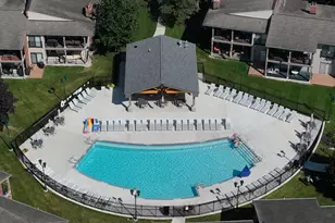 31 Abbey Villa Cir, Fontana, WI 53125 - Photo 5