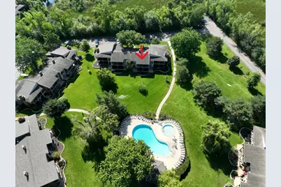 31  Abbey Villa Cir #D, Fontana, WI 53125 - Photo 3