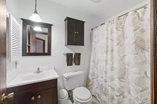 8539 N 107th St, Milwaukee, WI 53224 - Photo 15