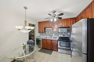 8539 N 107th St, Milwaukee, WI 53224 - Photo 7