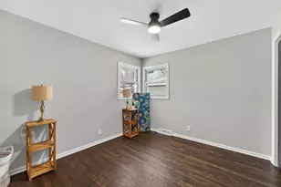 10514 W Lawn Ave, Milwaukee, WI 53225 - Photo 7