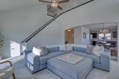 1721  Arthurs Pass, Oconomowoc, WI 53066 - Photo 3