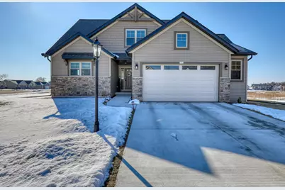 1721  Arthurs Pass, Oconomowoc, WI 53066 - Photo 1