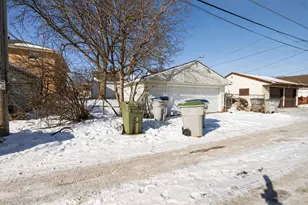 4418 N 67th St, Milwaukee, WI 53218 - Photo 29