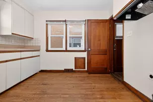 4418 N 67th St, Milwaukee, WI 53218 - Photo 11