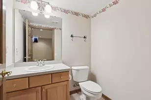 6748 S Yale Dr, Franklin, WI 53132 - Photo 57