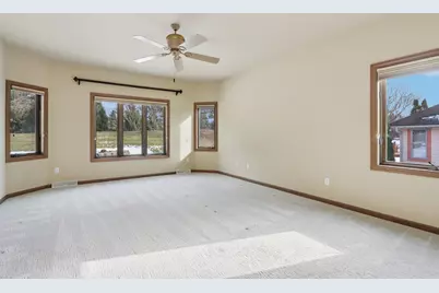 6748 S Yale Dr, Franklin, WI 53132 - Photo 35