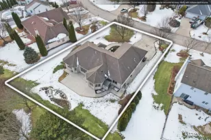 6748 S Yale Dr, Franklin, WI 53132 - Photo 13