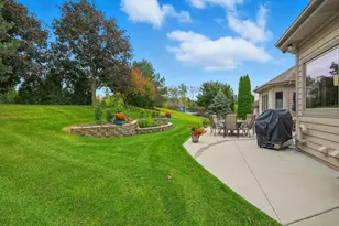 6748 S Yale Dr, Franklin, WI 53132 - Photo 61