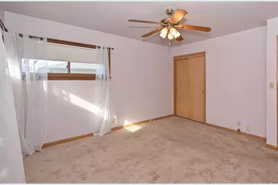 4209 N 71st St, Milwaukee, WI 53216 - Photo 13