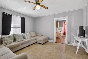 1826 Clayton Ave, Racine, WI 53404 - Photo 23