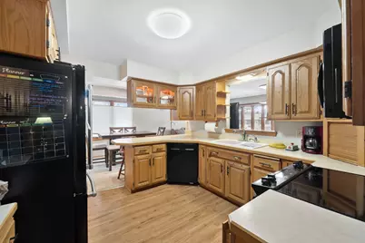 559  Orchard St, Burlington, WI 53105 - Photo 3