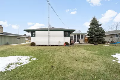 559  Orchard St, Burlington, WI 53105 - Photo 21