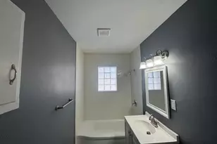 7720 W Bobolink Ave, Milwaukee, WI 53218 - Photo 19