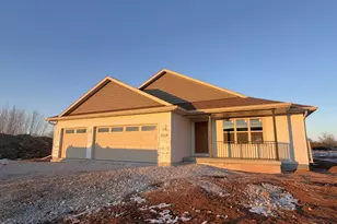 536 Bradley Ave, North Fond du Lac, WI 54937 - Photo 1