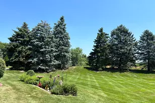 1523 Grandview Ct, Racine, WI 53139 - Photo 23