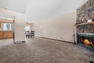 1523  Grandview Ct #4, Racine, WI 53139 - Photo 9