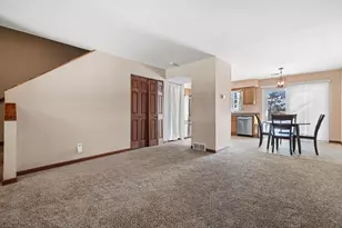 1523 Grandview Ct, Racine, WI 53139 - Photo 17