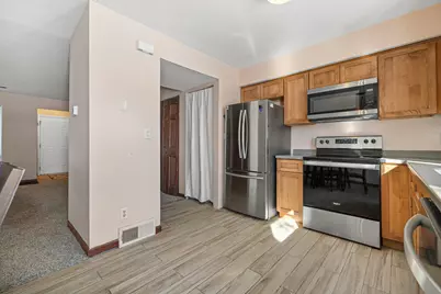 1523  Grandview Ct #4, Racine, WI 53139 - Photo 17