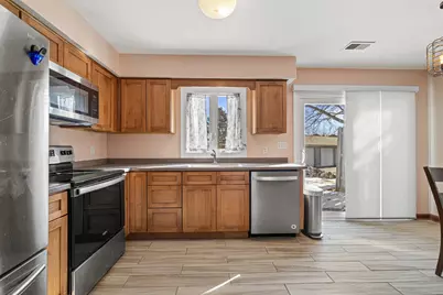 1523  Grandview Ct #4, Racine, WI 53139 - Photo 13