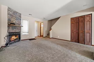 1523 Grandview Ct, Racine, WI 53139 - Photo 11