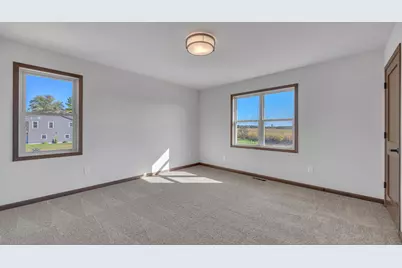 W1298  Floral Park Ln, Osceola, WI 53010 - Photo 15