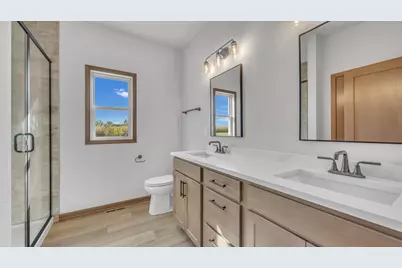 W1298  Floral Park Ln, Osceola, WI 53010 - Photo 13