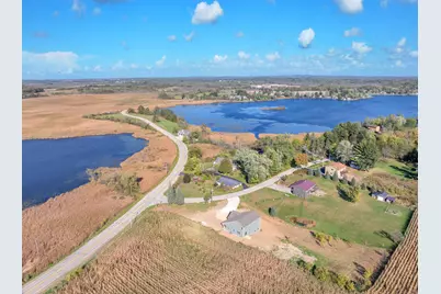 W1298  Floral Park Ln, Osceola, WI 53010 - Photo 37